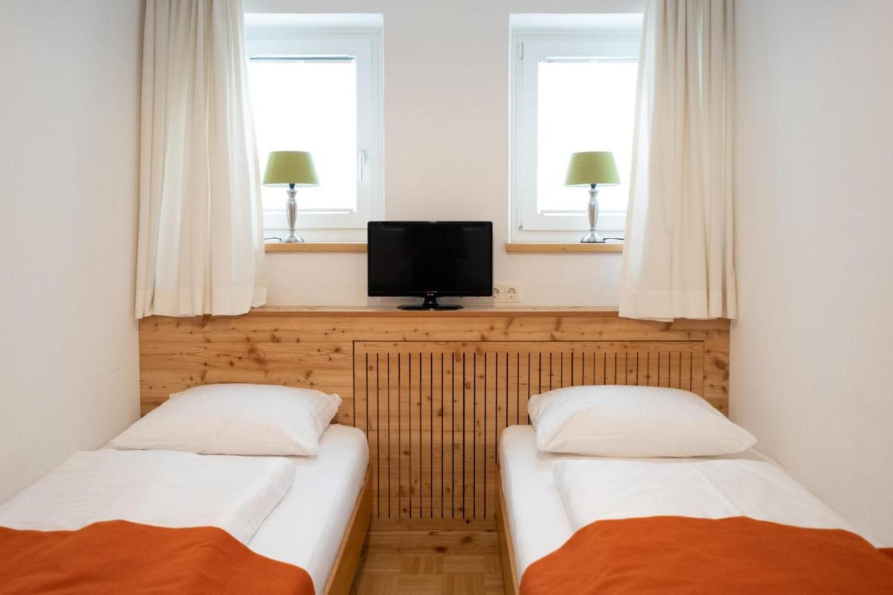 Santner, Hotel Ойгендорф Экстерьер фото